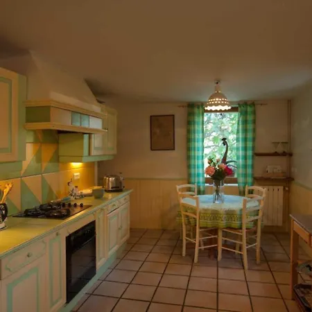 Casa de Férias La Genivriere *